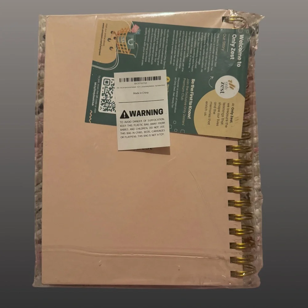 NWT Floral Spiral Notebook -‎ Blue and White